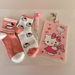 Hello kitty and friends set of shirt size M socks and stationary